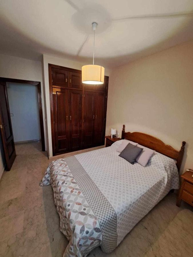 Universidad 2 By Shouthern Rooms Jaen Ngoại thất bức ảnh